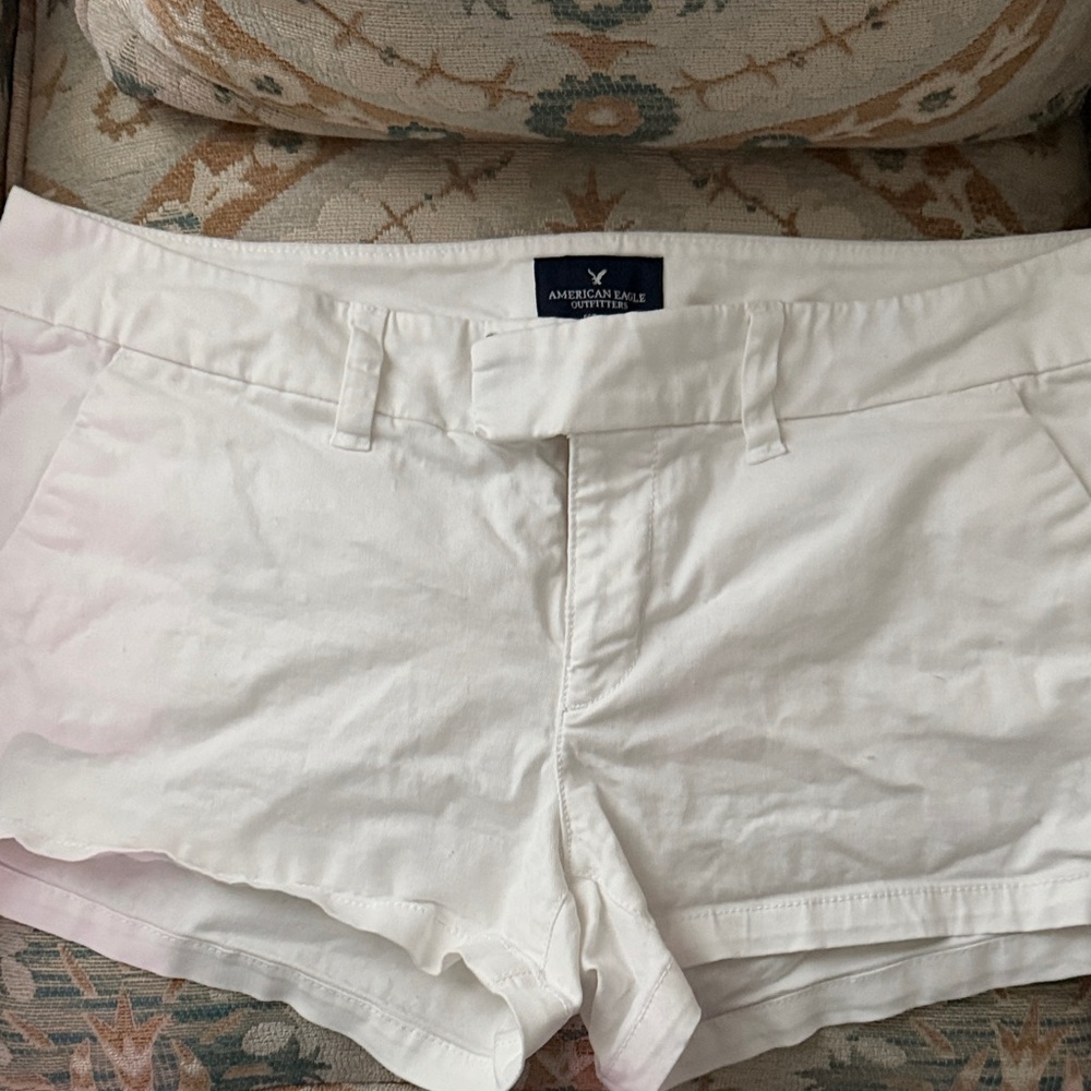 American Eagle Outfitters Women's White High Waist Shorts